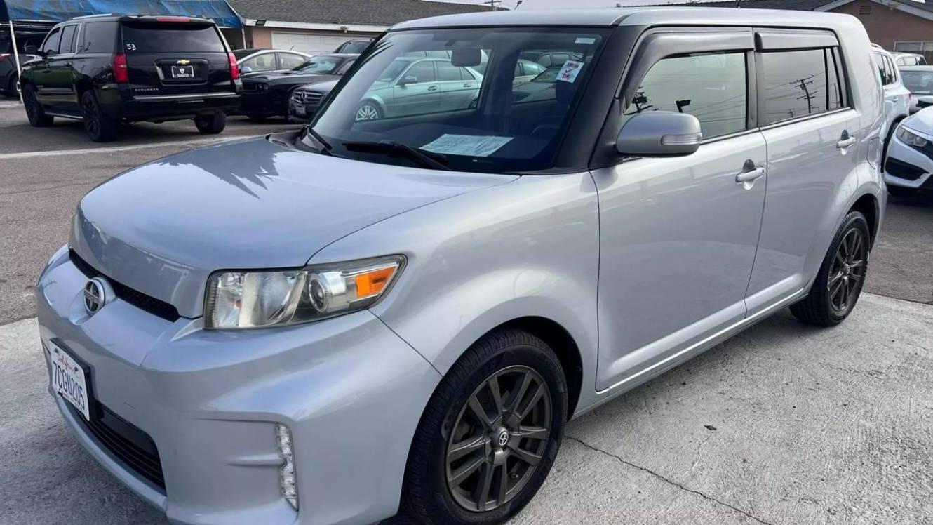 TOYOTA SCION XB 2013 JTLZE4FE6DJ043653 image